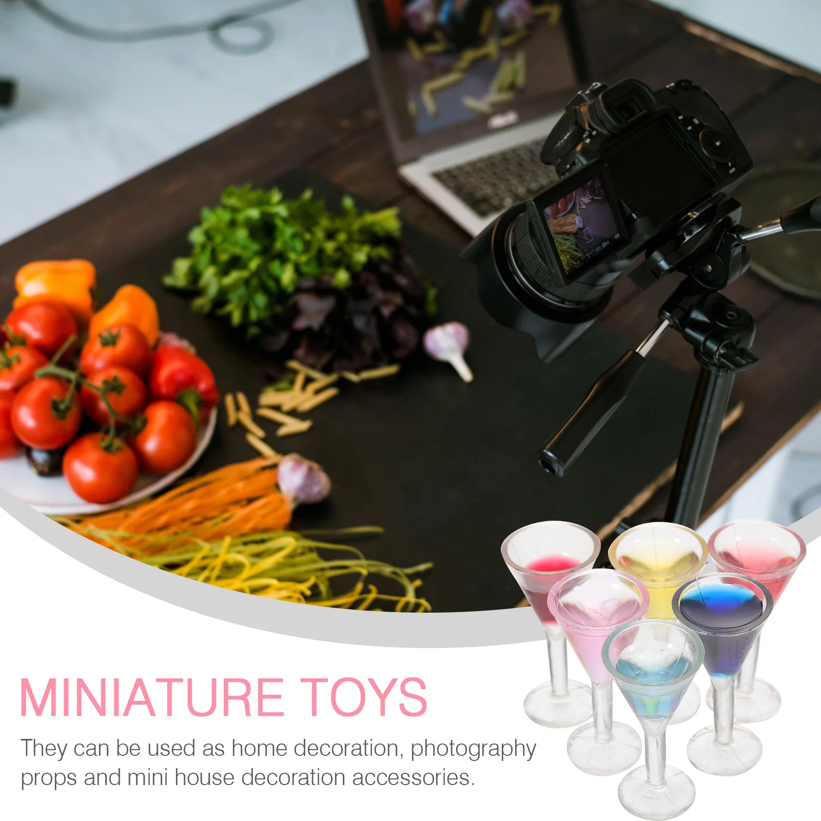 

6Pcs Mini Cocktail Glasses Chic Color Miniature Cocktail Red Wine Goblets for Photography Props and Decor Miniature Toy