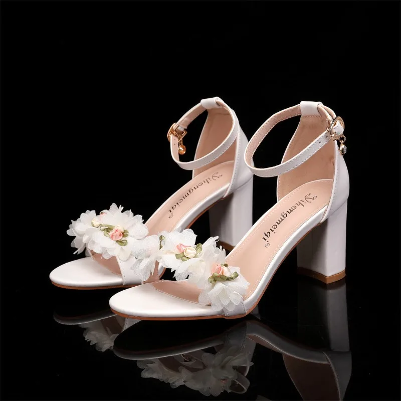 

Women High Heel Sandals Fashion Pearl Flower Decoration Design Sandal Temperament Wedding Bride Shoe Summer One-word Strap Pumps
