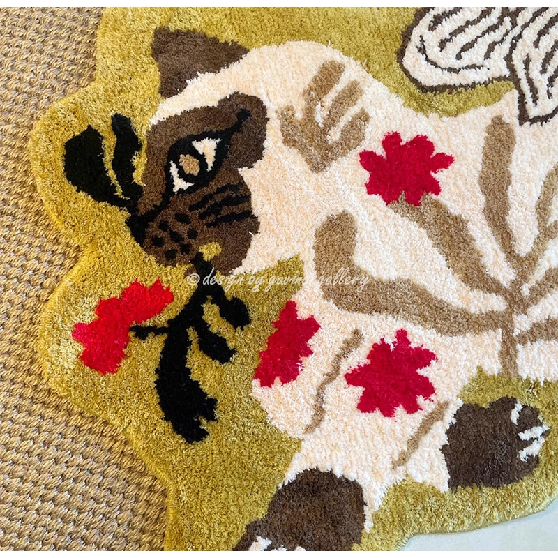 GUVINCI GG Style Inspired Siamese Cat Carpet Floor Mat Hand Tufted Rugs Vintage Decorative Door Mat Machine Washable 62x100cm