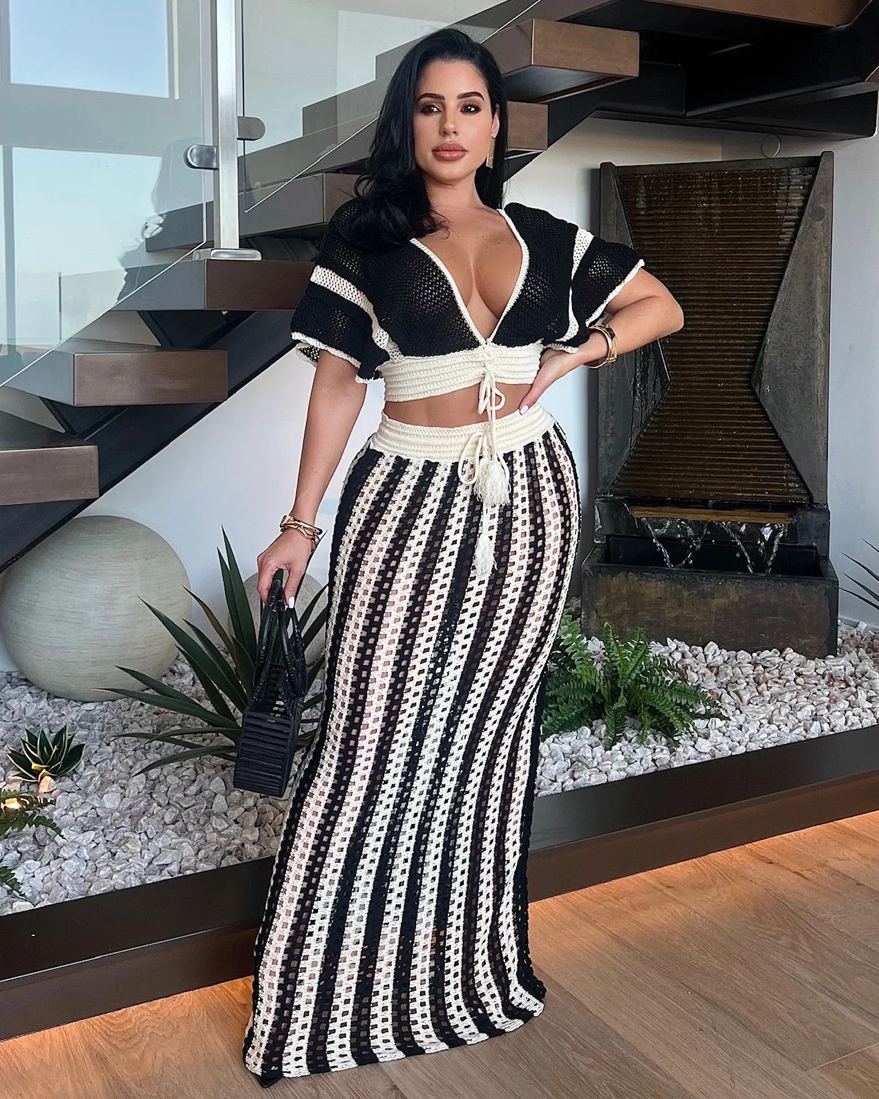 

Women's Knitted 2 pieces Dress deep v Neck Sexy short Sleeve Dress Shaped Beautiful Backess two pieces set