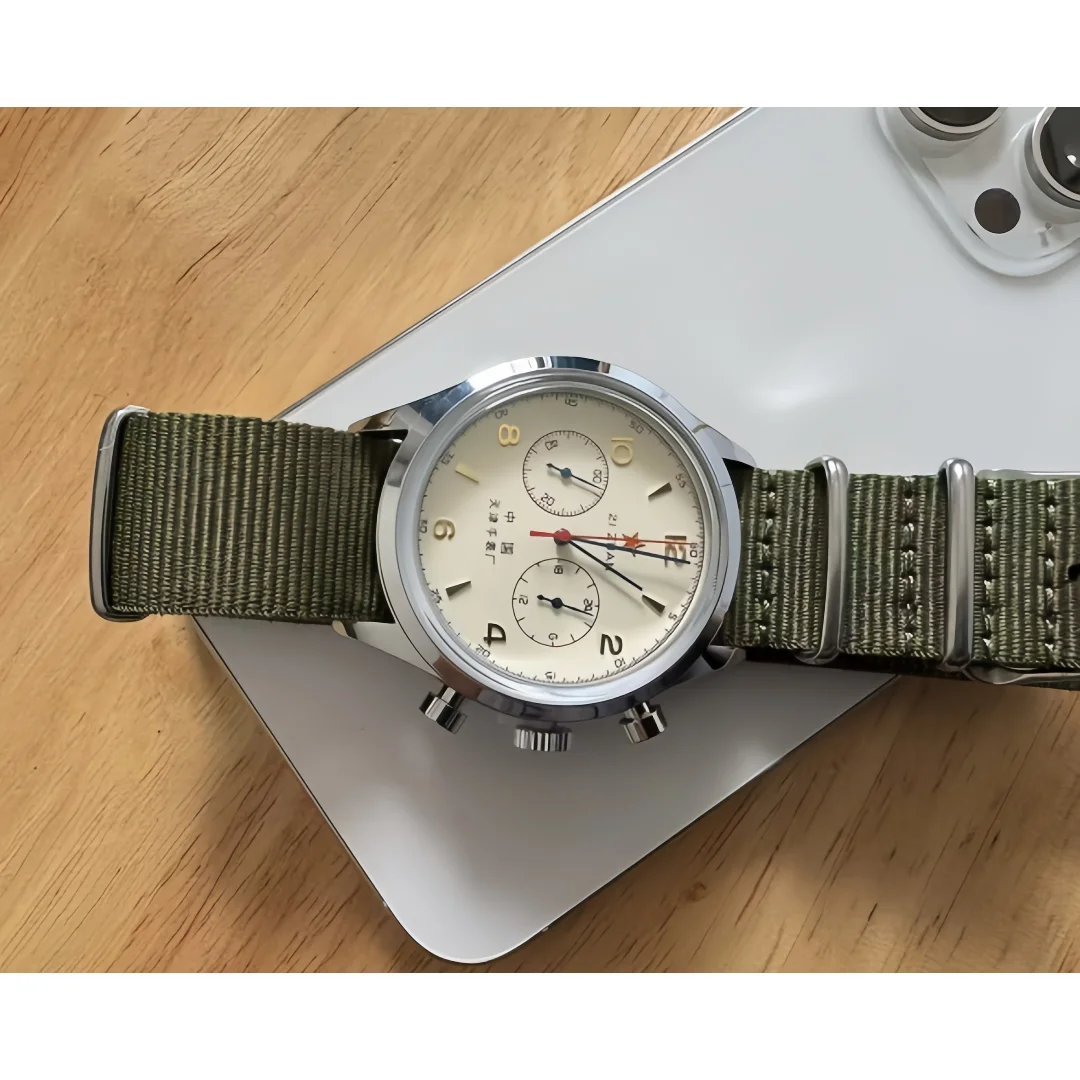 Hoogwaardig, functioneel 40 mm trendy minimalistisch sportchronograaf quartzhorloge voor heren A+