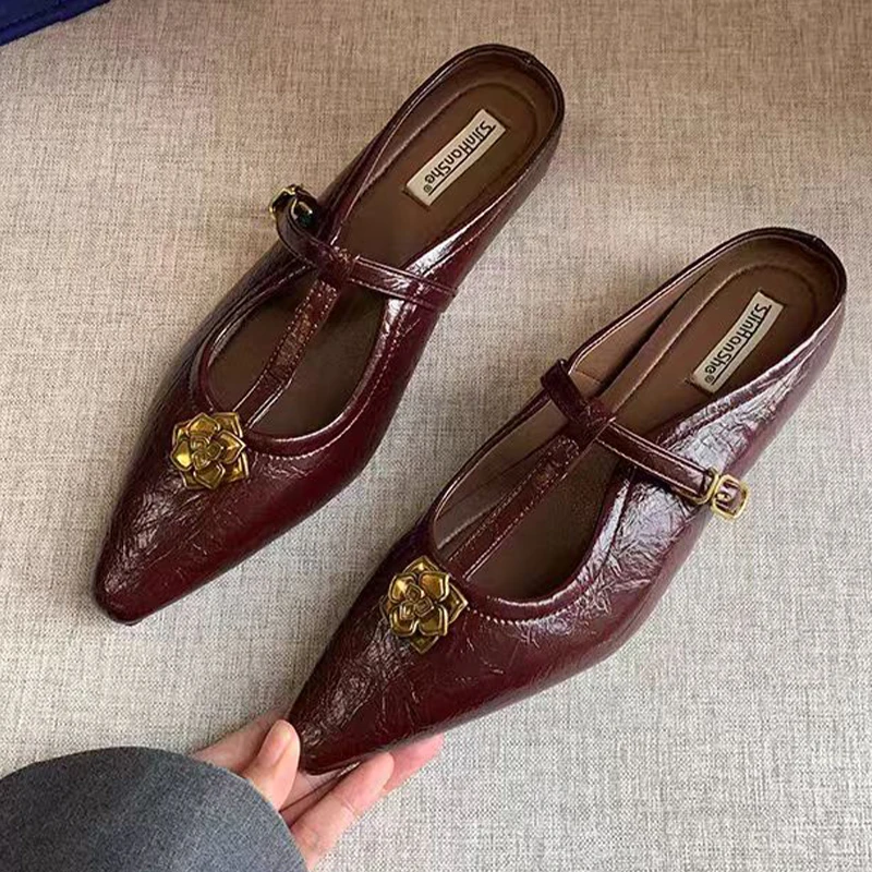 

Женские тапочки с острым носком, модные роскошные туфли без каблуков на плоской подошве, весна 2026, новые дизайнерские шлепанцы, сексуальные повседневные шлепанцы Mujer Zapatos