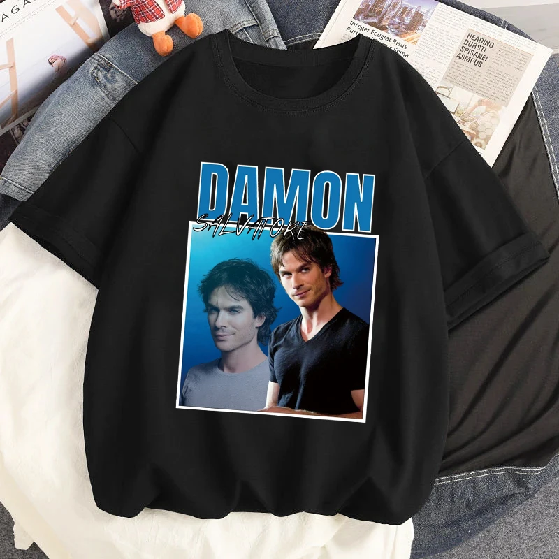 ديمون سلفاتوري تي شيرت مطبوع الصيف المرأة عادية كم قصير الشارع الشهير تي شيرت موضة الرجال س الرقبة Harajuku تيز القمم