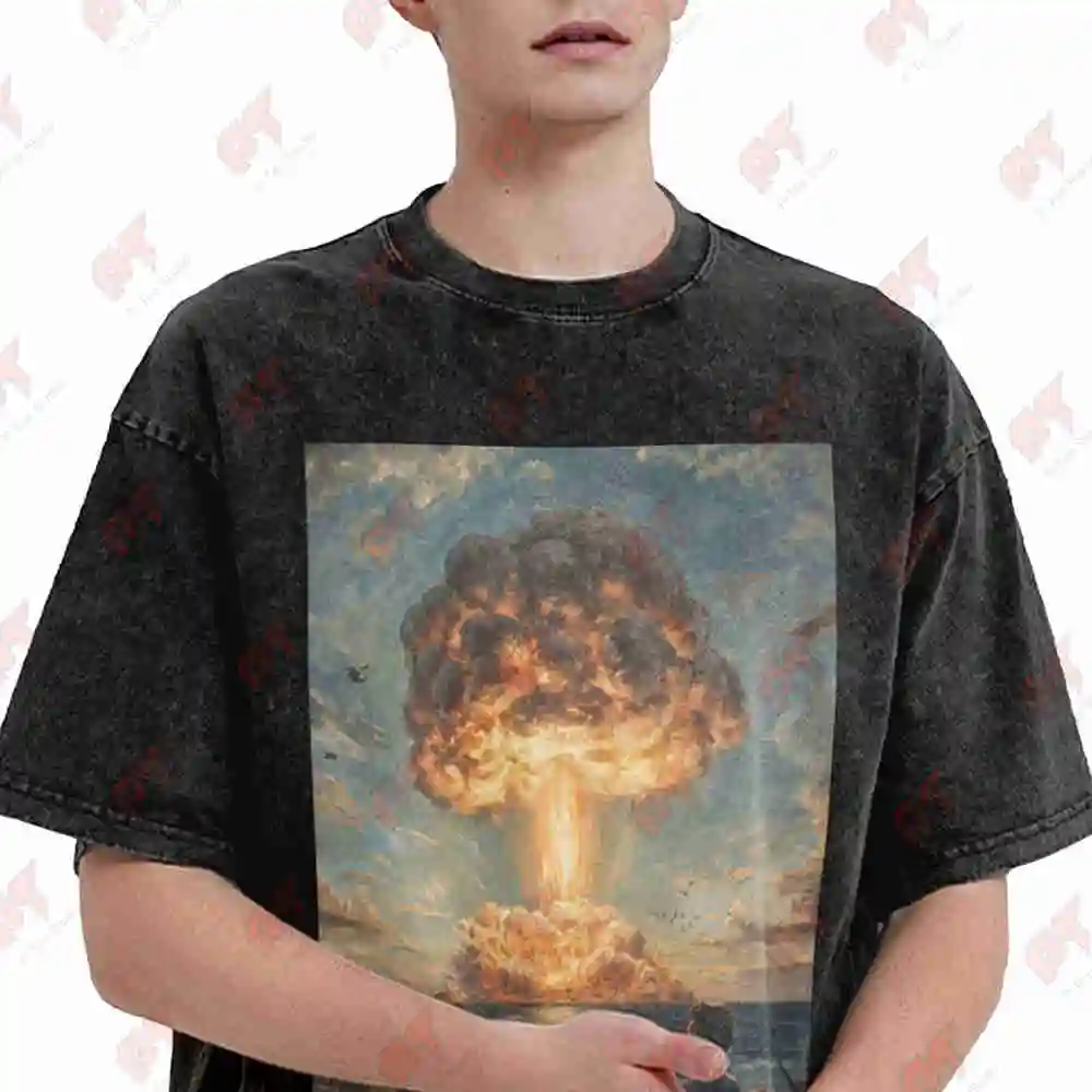 Nuclear Explosion Beach Scene Couple Watching Vintage Washed Tee Pure Cotton T-Shirt