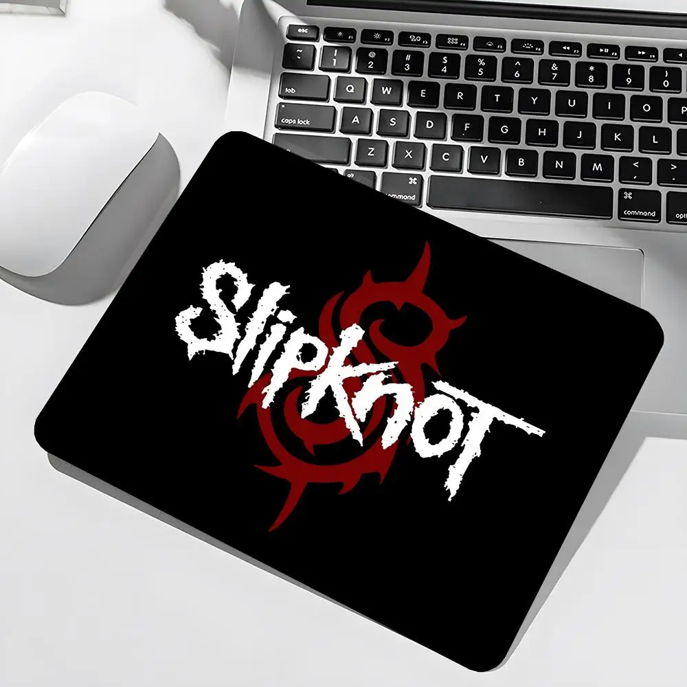 Slipknots Mouse Pad Gamer Large Size Office Desk Protector Mat 450x400X2MM Waterproof Desktop Mouse Pad