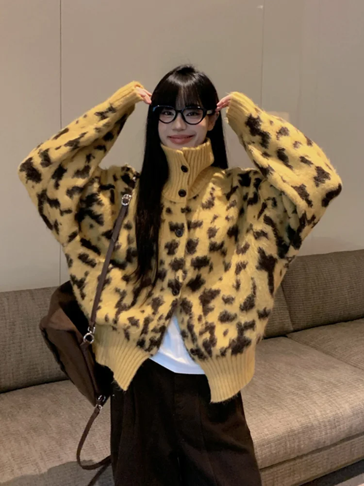 

Retro Women Y2K Leopard Cardigan Streetwear Loose Turtleneck Knitted Sweater American Harajuku Vintage Loose Fall Winter Tops