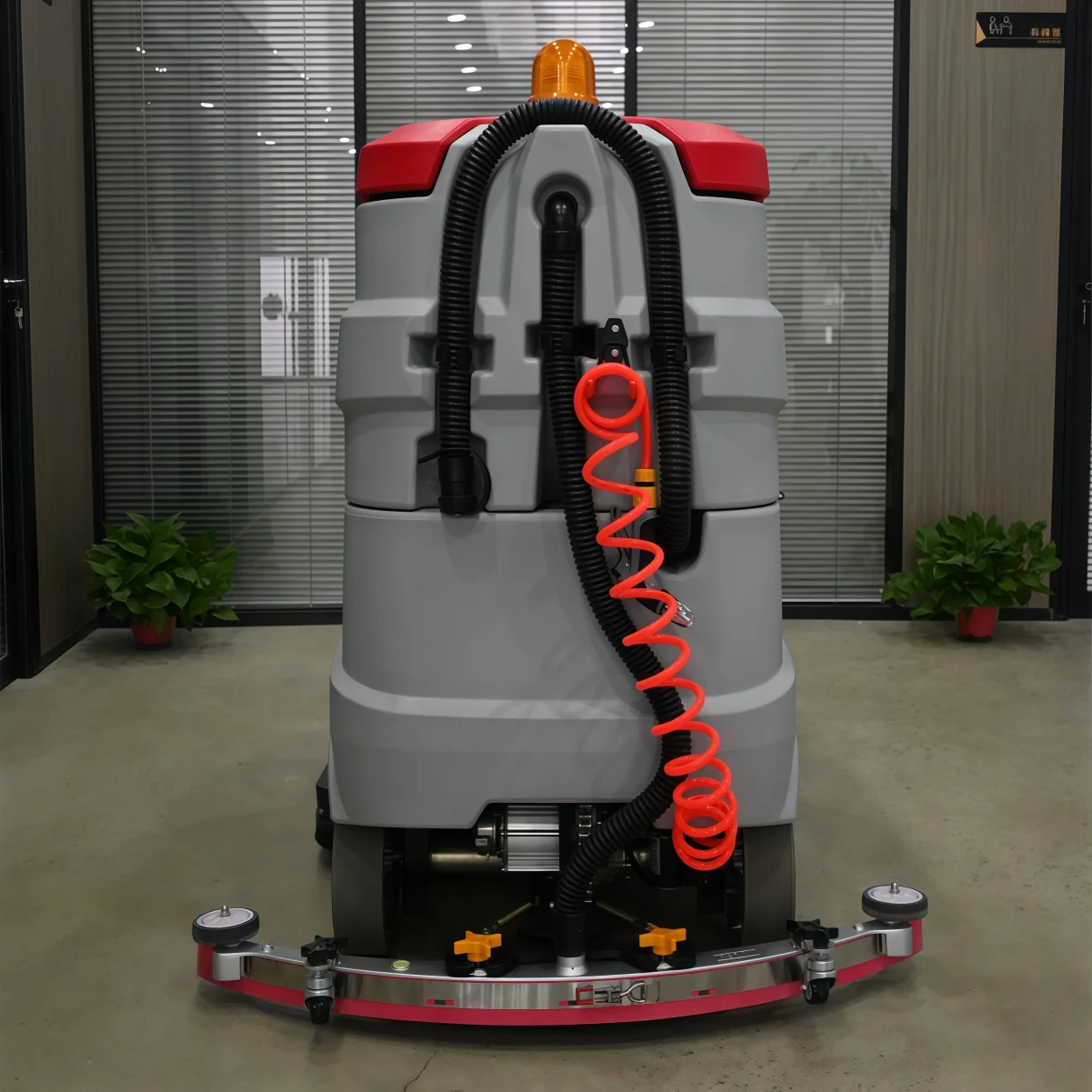 Neue elektrische Schleuderschrubber-Reinigungsmaschine zum Aufsitzen