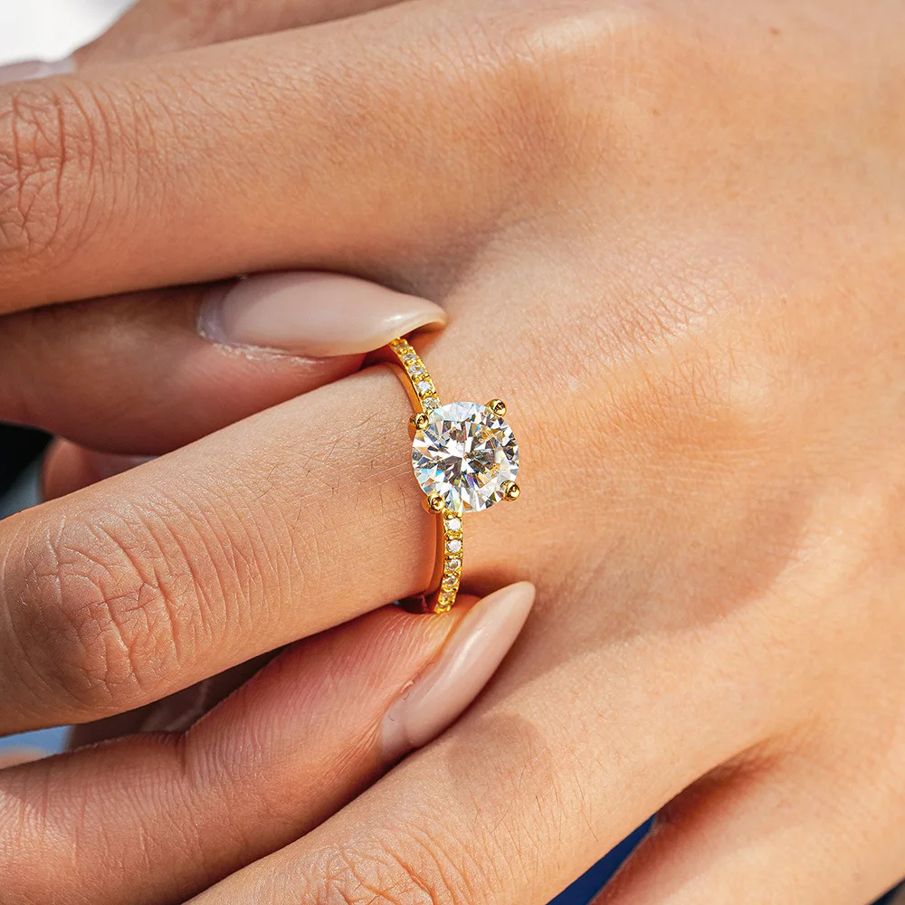 

Luxury 100% Real 18k Gold Women's Four-claw Diamond Ring Round Moissanite Diamond Ring