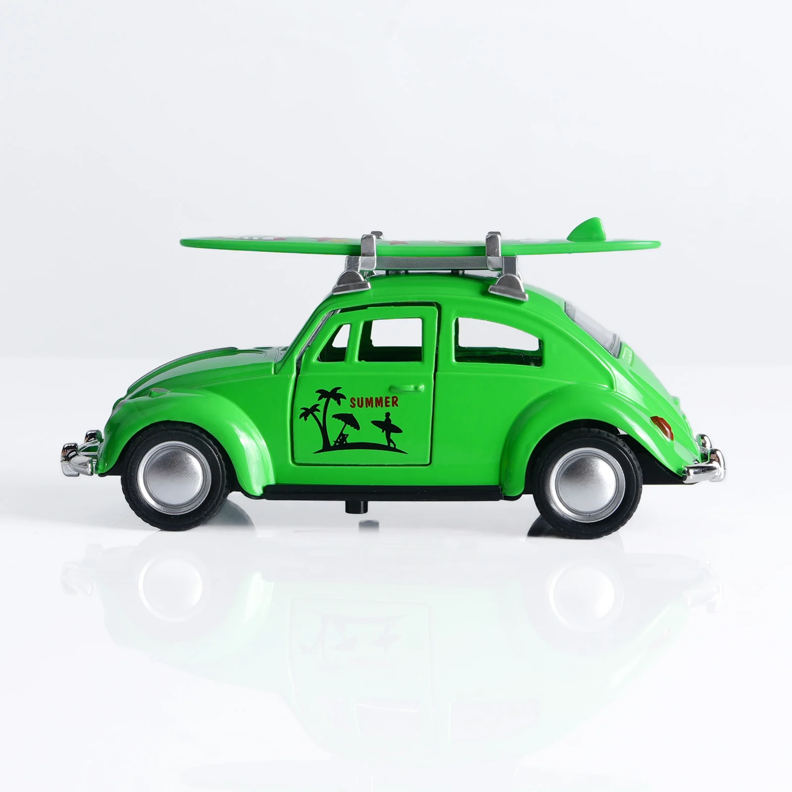 Retro Green Beetle Diecast Car, 1:36 Scale Alloy Pull-Back Model with Surfboard, Open Doors, Summer Beach Toy for Kids view 5