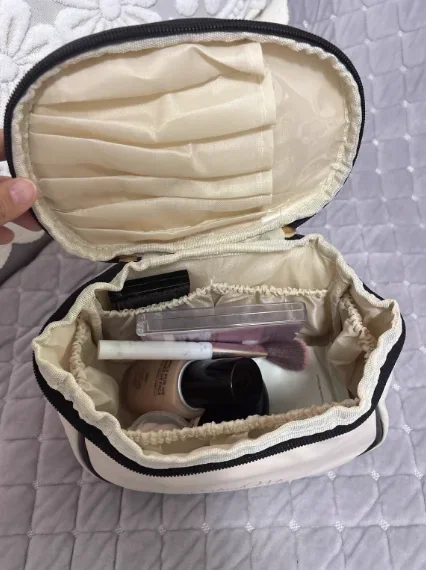Reise-Kosmetiktasche mit großer Kapazität, tragbare PU-Leder-Kosmetiktasche, wasserdichte Handtasche, Toilettenartikel-Tasche, Aufbewahrungstasche für Hautpflegeprodukte – Detail 7