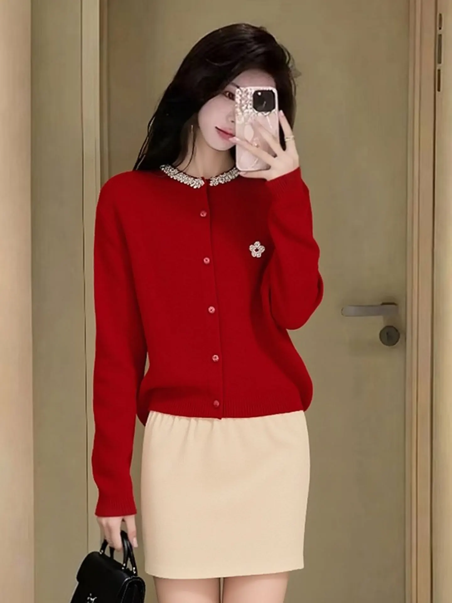 

Женский вязаный свитер Ele Long Sve с круглым вырезом и стразами, красный, новогодний, весенняя верхняя одежда, топ на одной пуговице