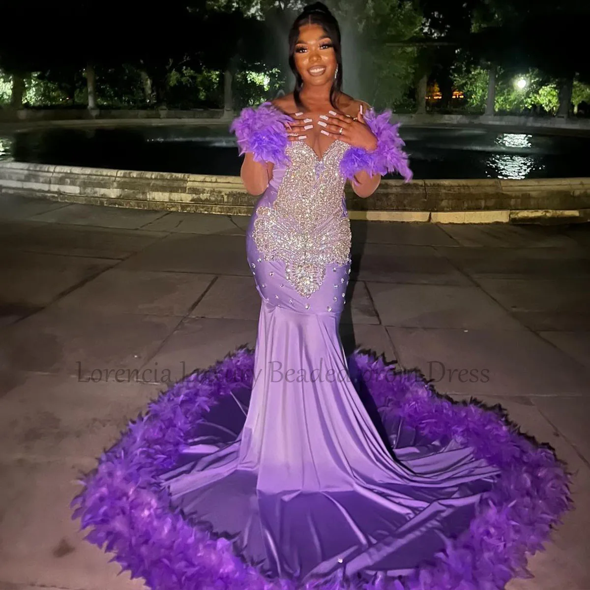 

Luxury Sparkly Mermaid Prom Dresses Black Girls Feather Sequin Beading Crystal Evening Party Gowns Sleeveless robes de soirée
