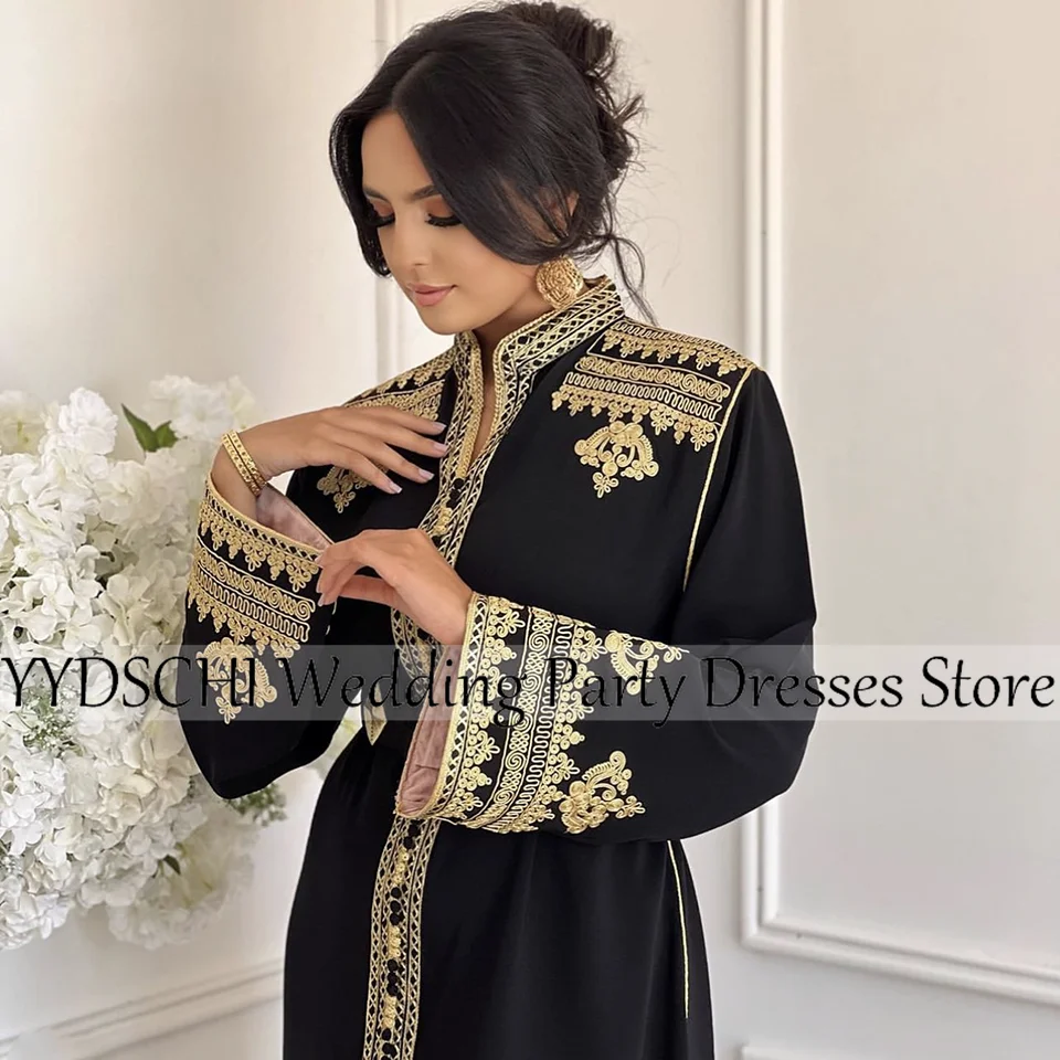 Customized 2024 Moroccan Women Gold Beaded Stand Collar Abaya For Wedding Party Dubai Middle Kaftan Long Sleeves With Belt