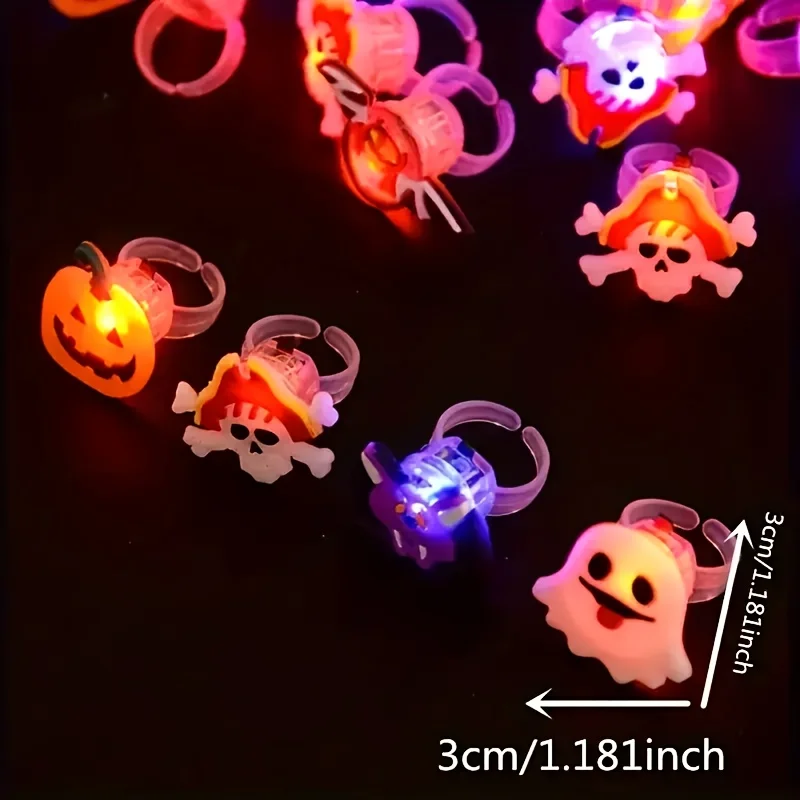 50 قطعة LED توهج خواتم حفلة الهالوين خواتم مضيئة مع الساحرة اليقطين شبح تصاميم متعة هدية للأطفال وحشو أكياس الحلوى