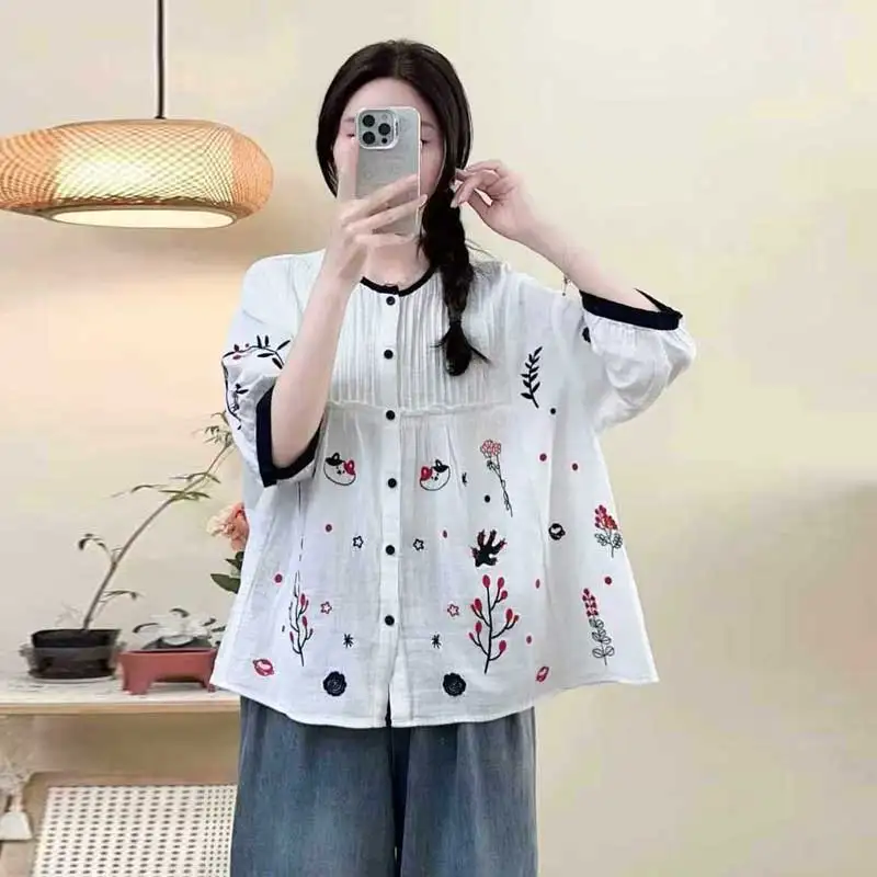 

Summer New Japanese Vintage Mori Girl Cartoon Cat Flower Embroidery Shirts Women O-Neck 3/4 Sleeve Casual Loose Blouse Tops