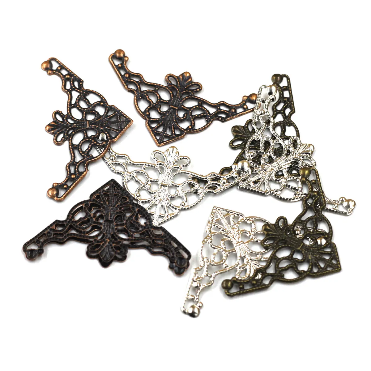 Gemischter Verbinder, dreieckiges Blumenmuster, filigrane Wraps, Legierung, Verzierungen, Basteln, Schmuck, DIY-Zubehör, 48 x 26 mm – Detail 5