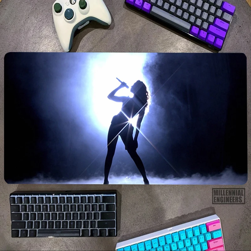 

Hot Singer Beyonce Renaissance Mouse Pad Gaming Mats Keyboard Mousepad Gamer Big Mousepepad Desk Mat Office Accessories Extended