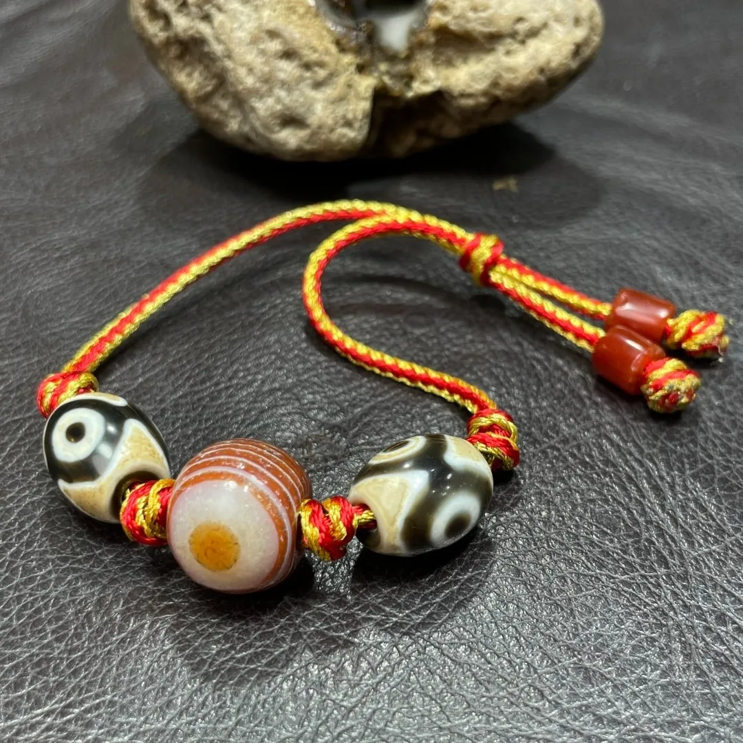

Tibetan Nepalese Himalayan Ancient agate Old Dzi Talisman 3 eye Beads Amulet