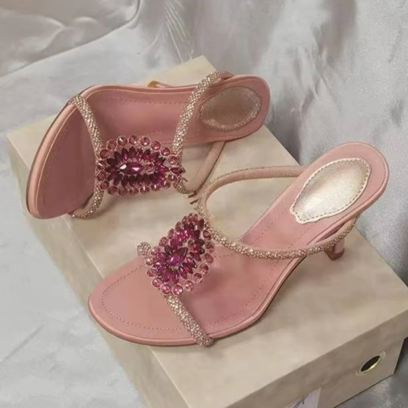 

Pink Crystal Designer Sandals Women Open Toe Summer Elegant Slides Brand Banquet Party Luxury Diamonds Thin Heels Slippers Women