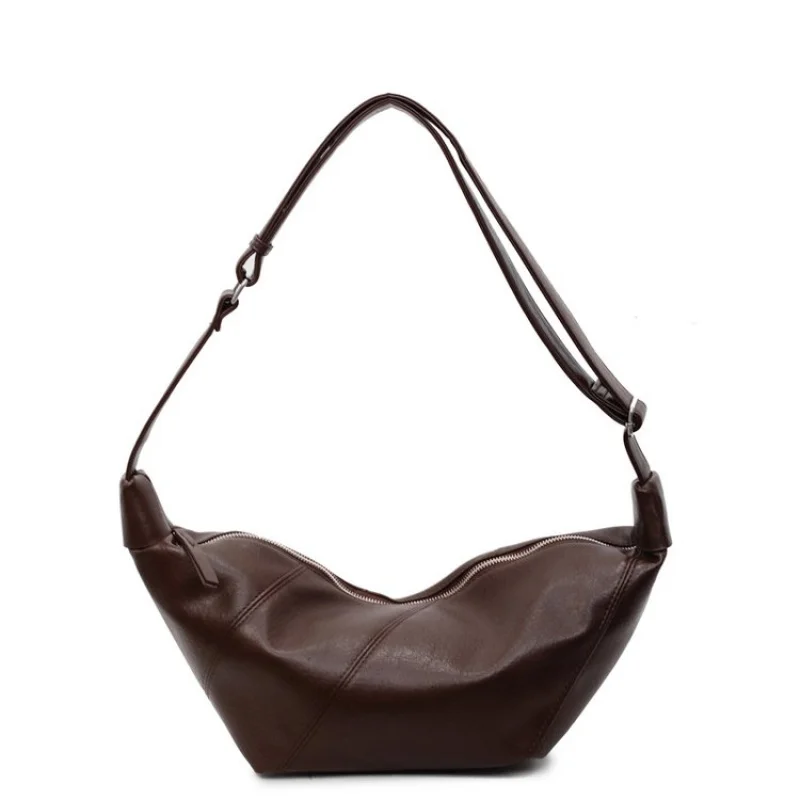 

Luxury Cosmetic Case Bag For Women With Hard Shell And Glossy Leather For A Glamorous Look