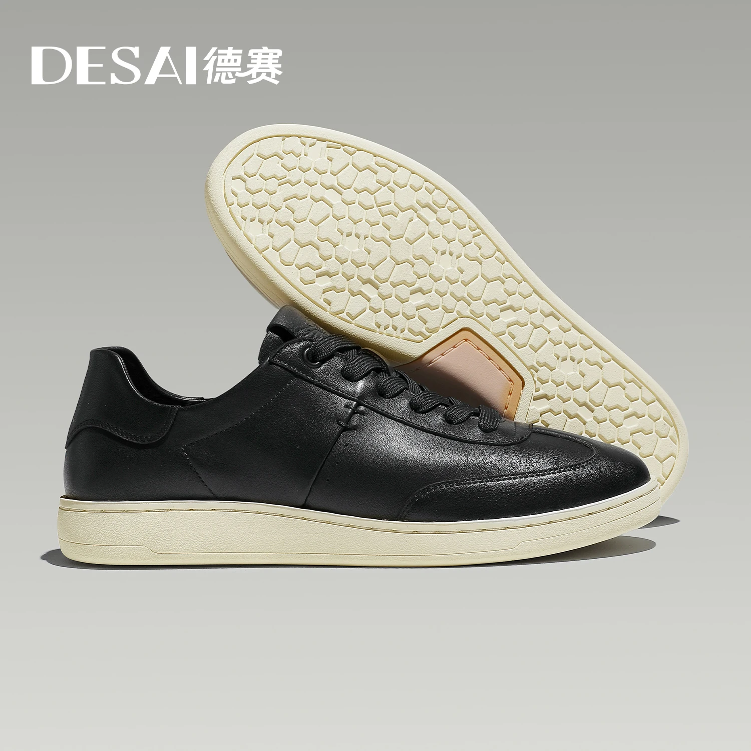 DESAI Sepatu kulit ringan untuk pria; sepatu kasual dengan papan bernapas dan permukaan lembut