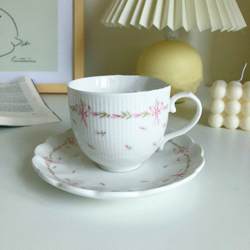 Vintage Flower Ceramic Mugs Relief Rose bow Tea Cup Coffee Cup and Saucer Hand Pinched Retro Relax Time Milk Tea Cups Breakfast