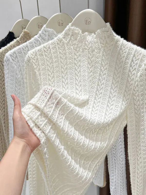 Camiseta Feminina Plus Size de Fleece com Renda e Manga de Tela, Gola Meio Alta, Estilo Casual Slim Fit, Cor Pura, Nova Coleç...