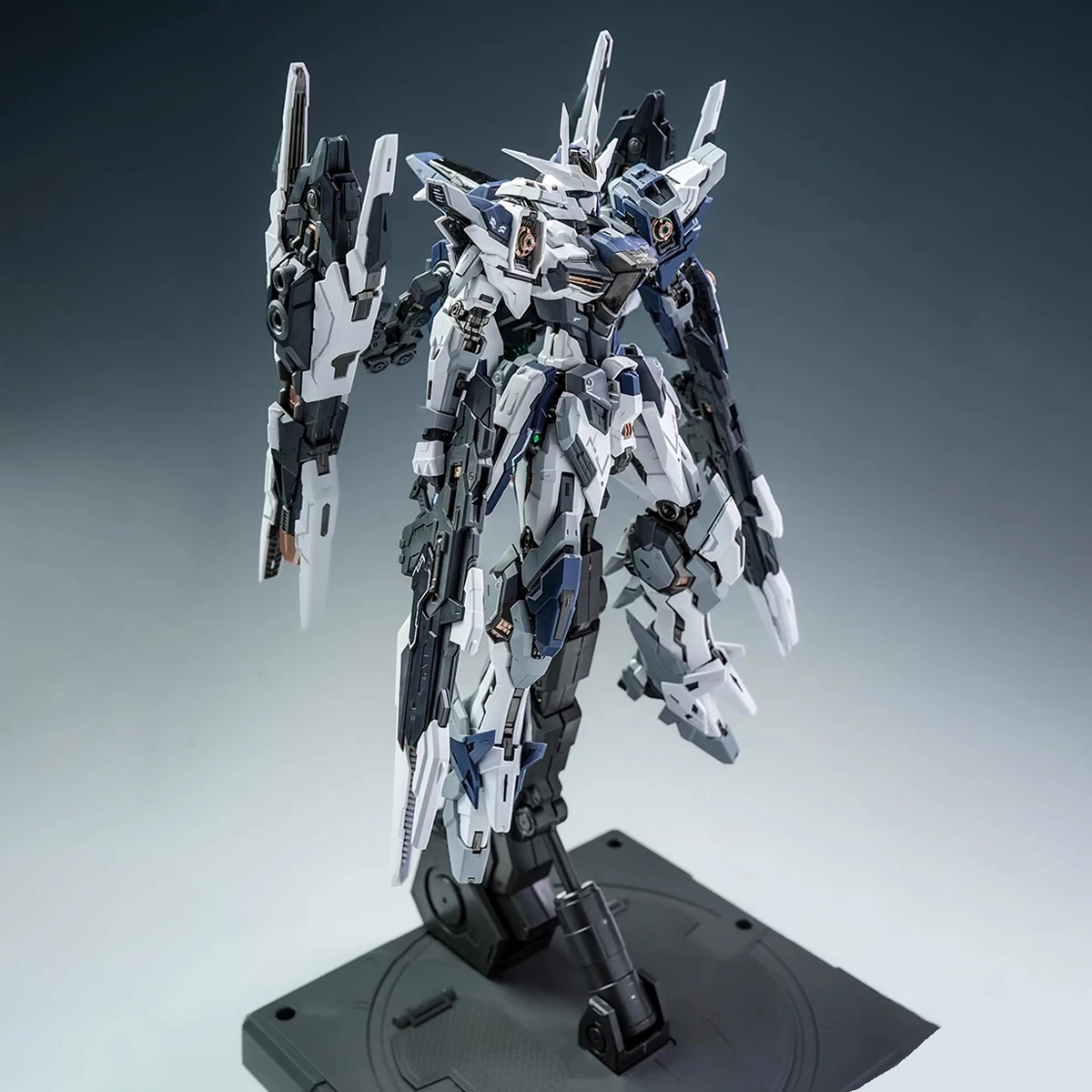 HiPlay アイアントイズ 1/100 スタートエターナルアスタリスクゼロモデル 合金スケルトンモデルキット付き