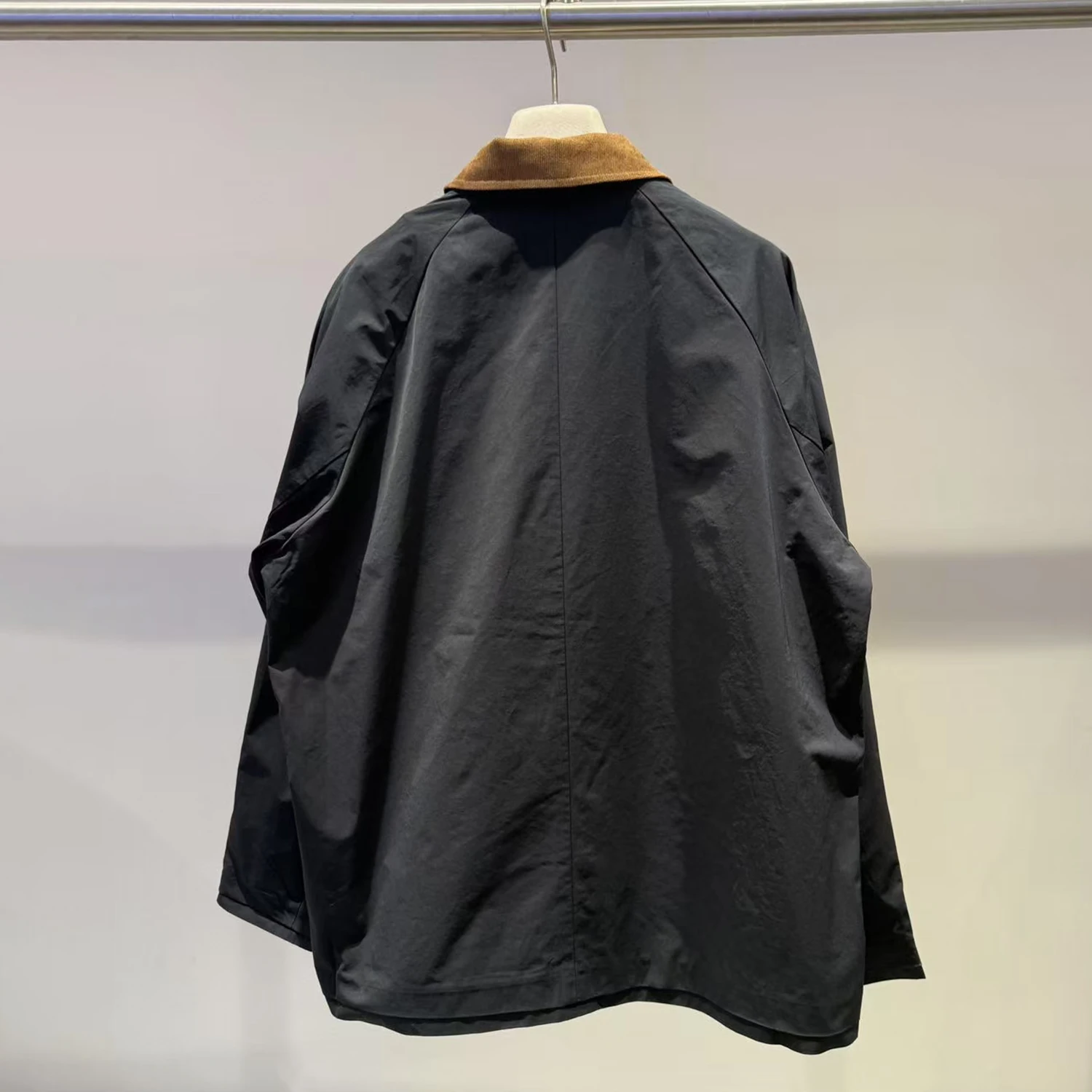 جاكيت نسائي فاخر من الجلد المخملي بتصميم فضفاض للعمل، تصميم جديد لخريف هذا العام، أنيق وعصري بأسلوب ريترو.