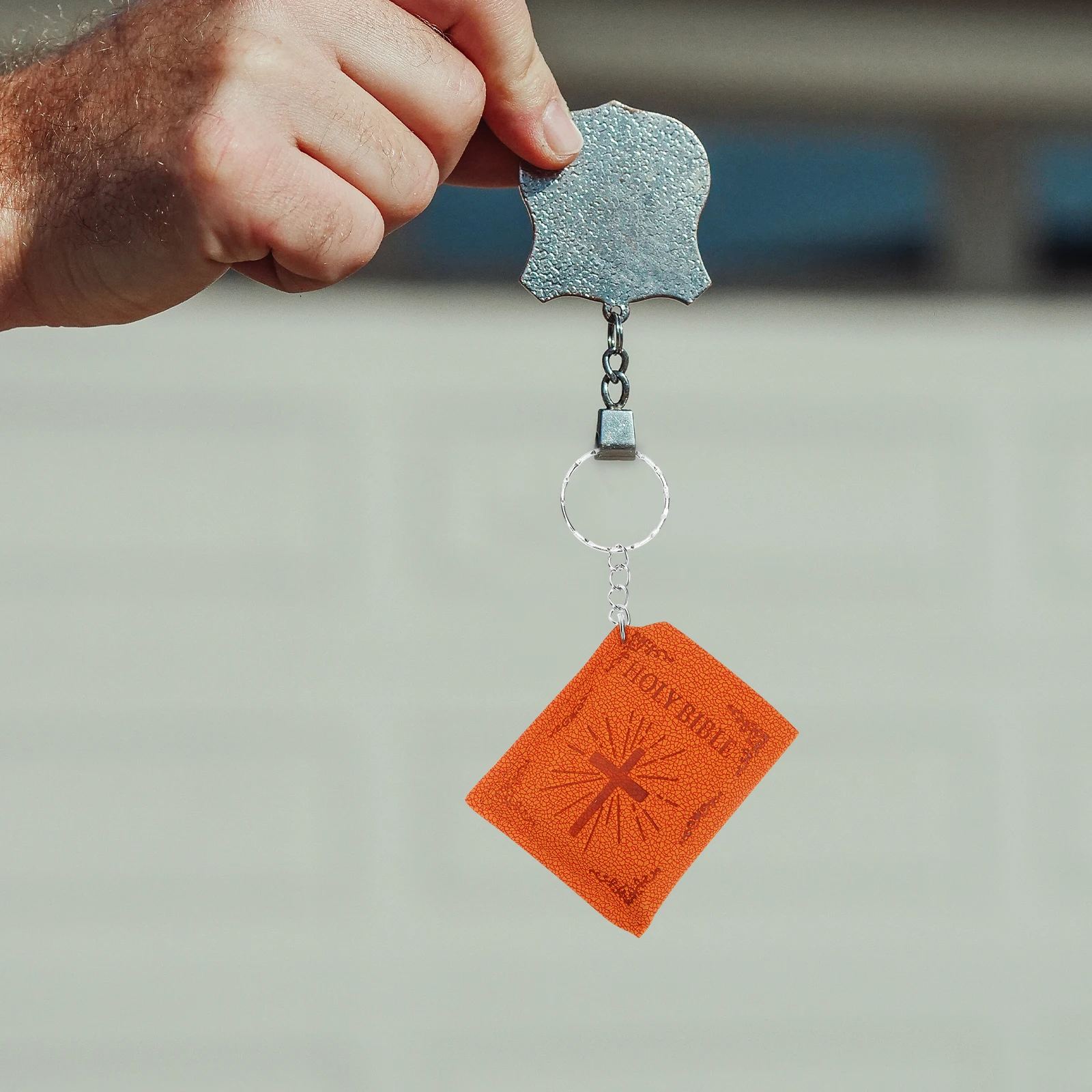 

6Pcs Bible Keyring Vintage Small Pendant Key Chains Women Men Kids Car Home Bag Decor Accessories Gift