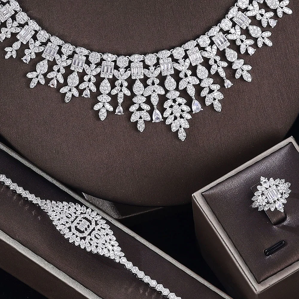 2025 New 4-piece Zirconia Bride Jewelry Set, suitable for women's parties, Dubai Nigerian Crystal Wedding Jewelry Set