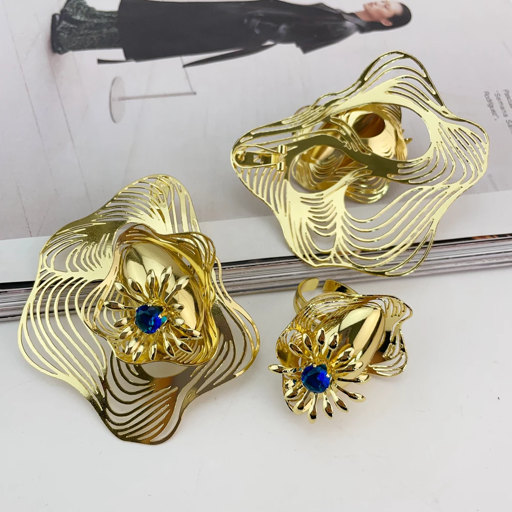 طقم مجوهرات عصرية للسيدات من EMMA قلادة وأقراط برازيلية مطلية بالذهب لمجموعة هدايا إكسسوارات الحفلات