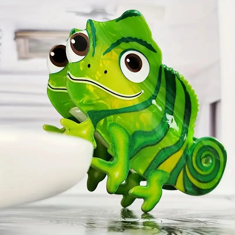 

Adorable 3D Chameleon Hair Clip for Girls Back of Head Hair with Kawaii Cartoon Expression, Perfect for School FunStylish Looks