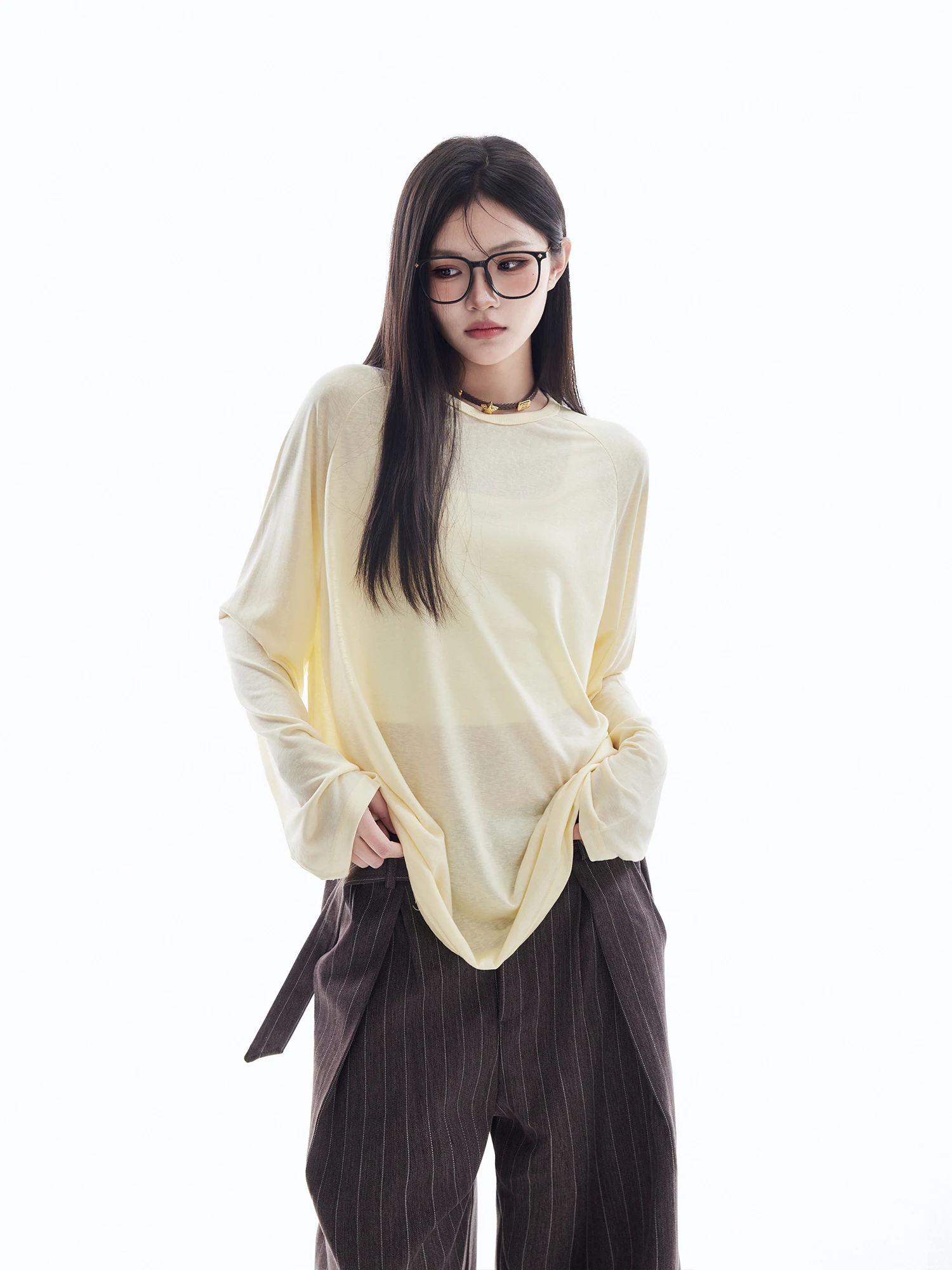 

Новая летняя женская свободная футболка с длинным рукавом и круглым вырезом, с защитой от солнца, в повседневном стиле, однотонная, модный топ для отдыха