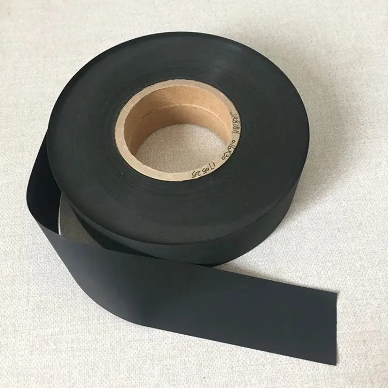 19.7ft /124.7ft Iron On Seam Sealing Tape T-2000X Hot Melt 3-Layer Waterproof Wetsuit Repair Patch for Outdoor Clothing Wader