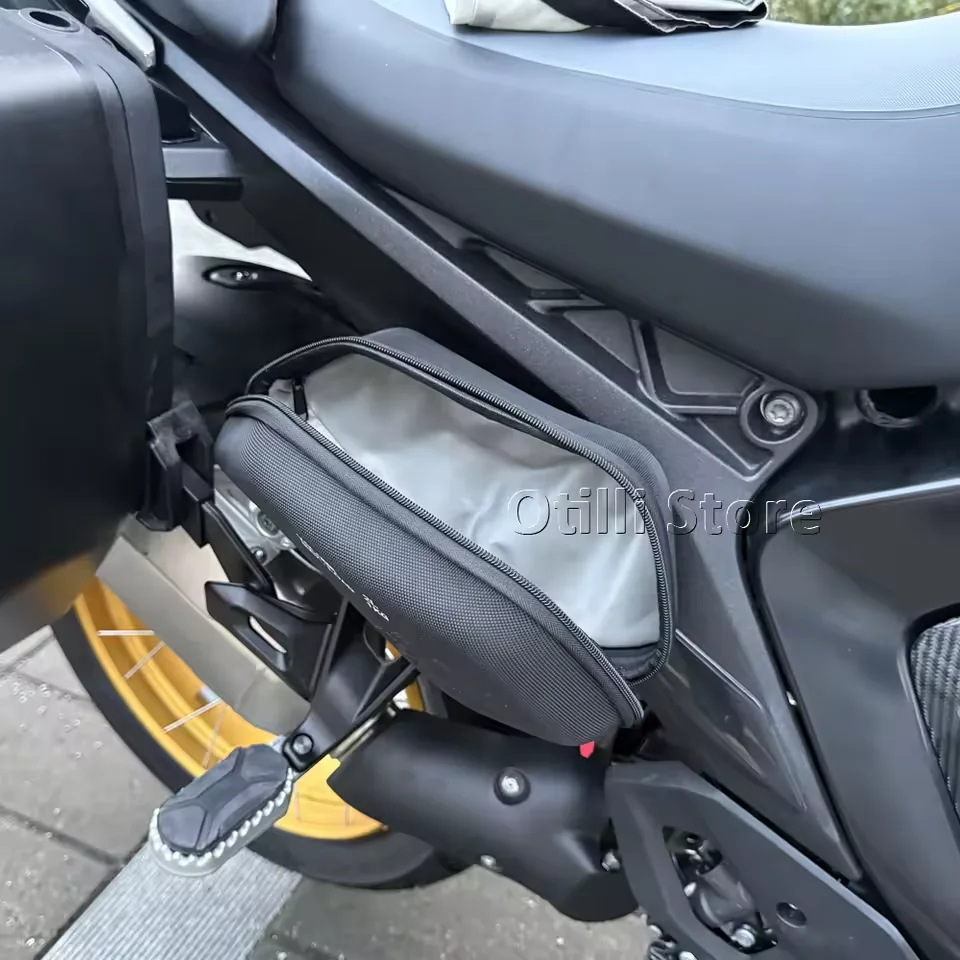 Motorcycle Accessories R1300GS  Fairing Left Right Radiator Bags Waterproof Bag 2L For BMW R 1300 GS R1300GS 2023 2024 2025