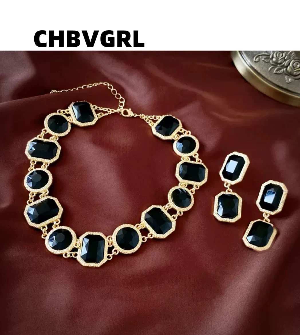 

Luxurious design sense square crystal tassel earrings court style high-end sense temperament earrings retro earrings for women