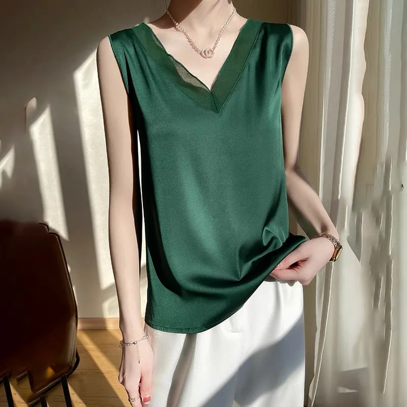 Débardeur sans bretelles en Satin pour femmes, chemisiers d'été, sans manches, couleur unie, col en v, décontracté, coréen, élégant, chemises pour femmes, nouvelle collection 2025