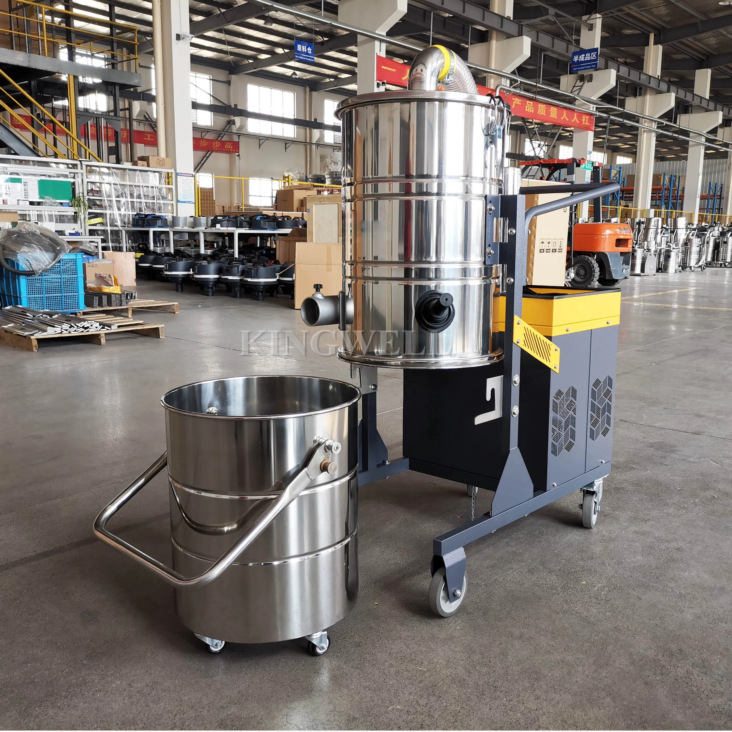 

100L 2200W Industrial Cyclone Collector Industrial Vacuum Cleaner for Workshop and Heavy Cleaning With Long Working Time