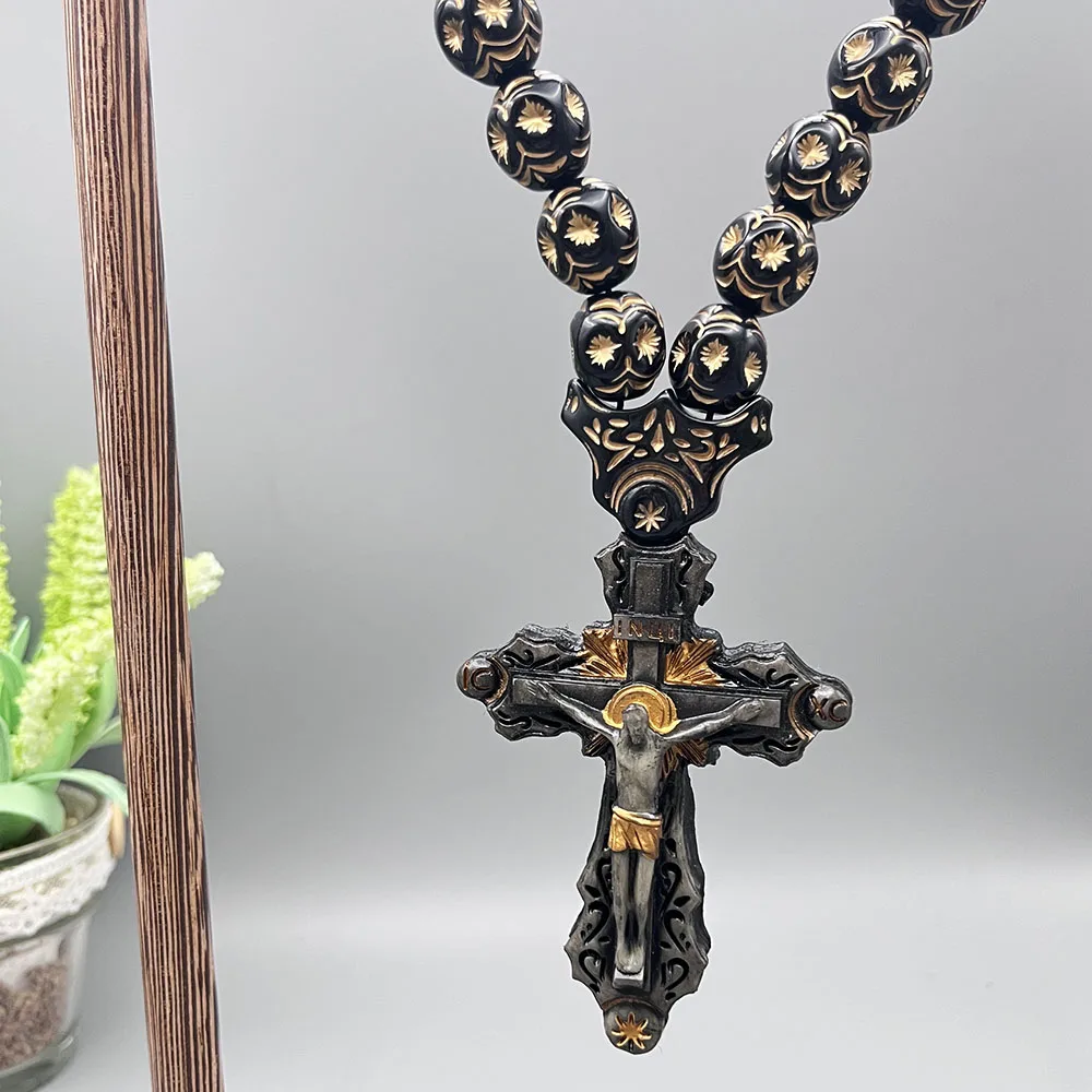 

GS73 New Cross Resin Paintings Fine Beads Decoration Religious Belief 3D Stereo Three-Dimensional Car Pendants Necklace Ornament