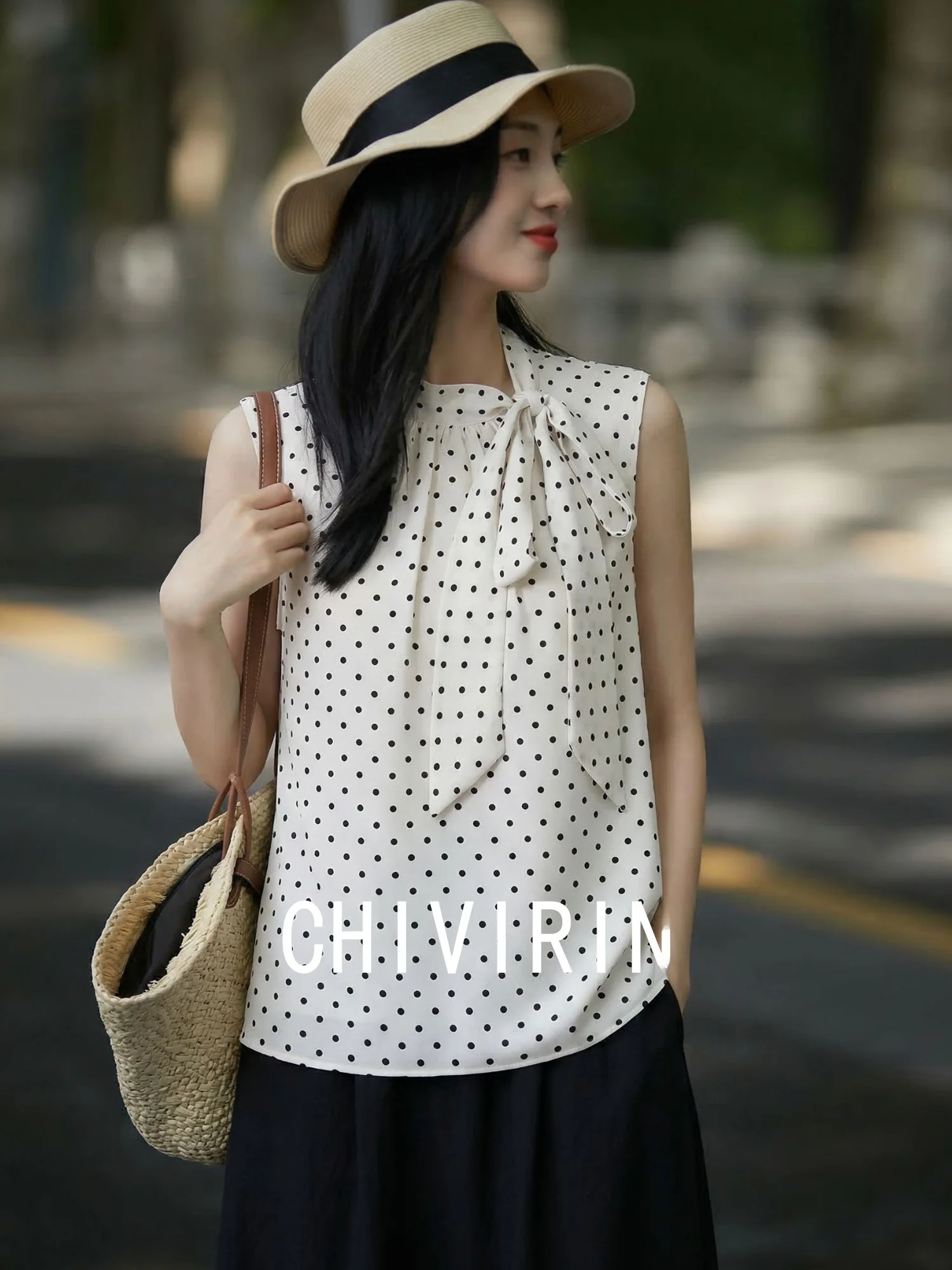 

Женская футболка с принтом в горошек, без рукавов, с воротником-стойкой, в французском стиле, свободного кроя, летний топ Chivirin