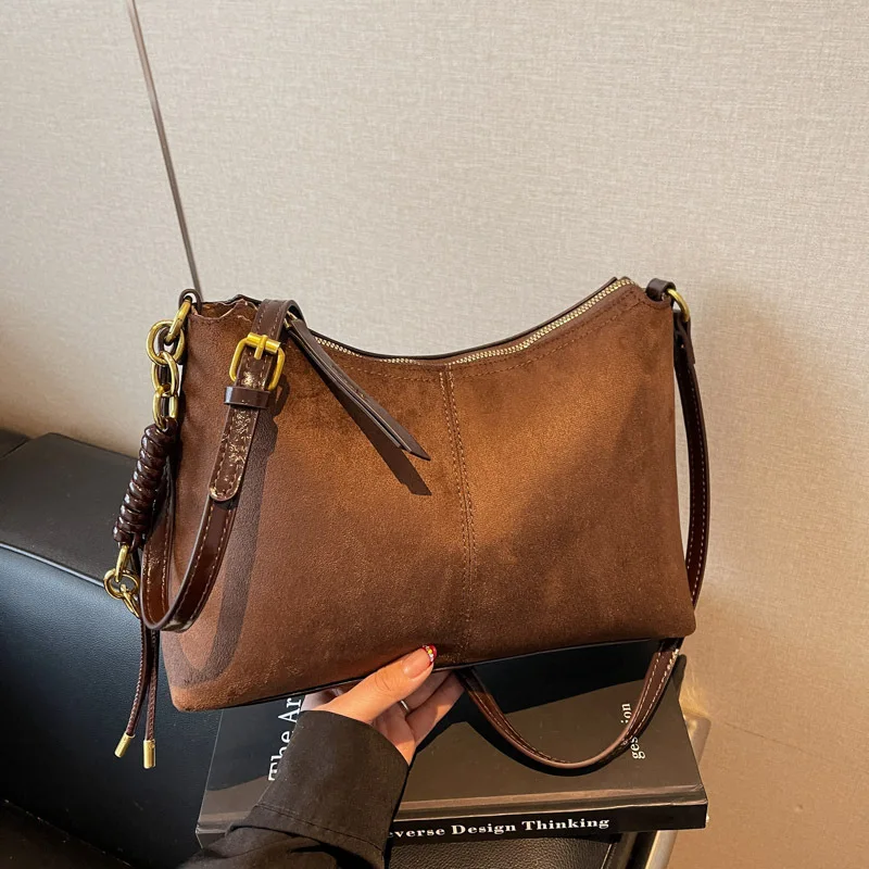 

2025 Autumn Winter Casual Underarm Bag, Luxe Shoulder Tote Purse, Women's Day to Night Crossbody, Minimalist Sling Bag