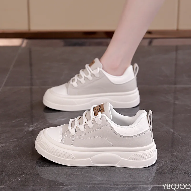 春秋の新作おしゃれで万能な身長アップ厚底レディースシューズ快適なスポーツシューズレディーススニーカー