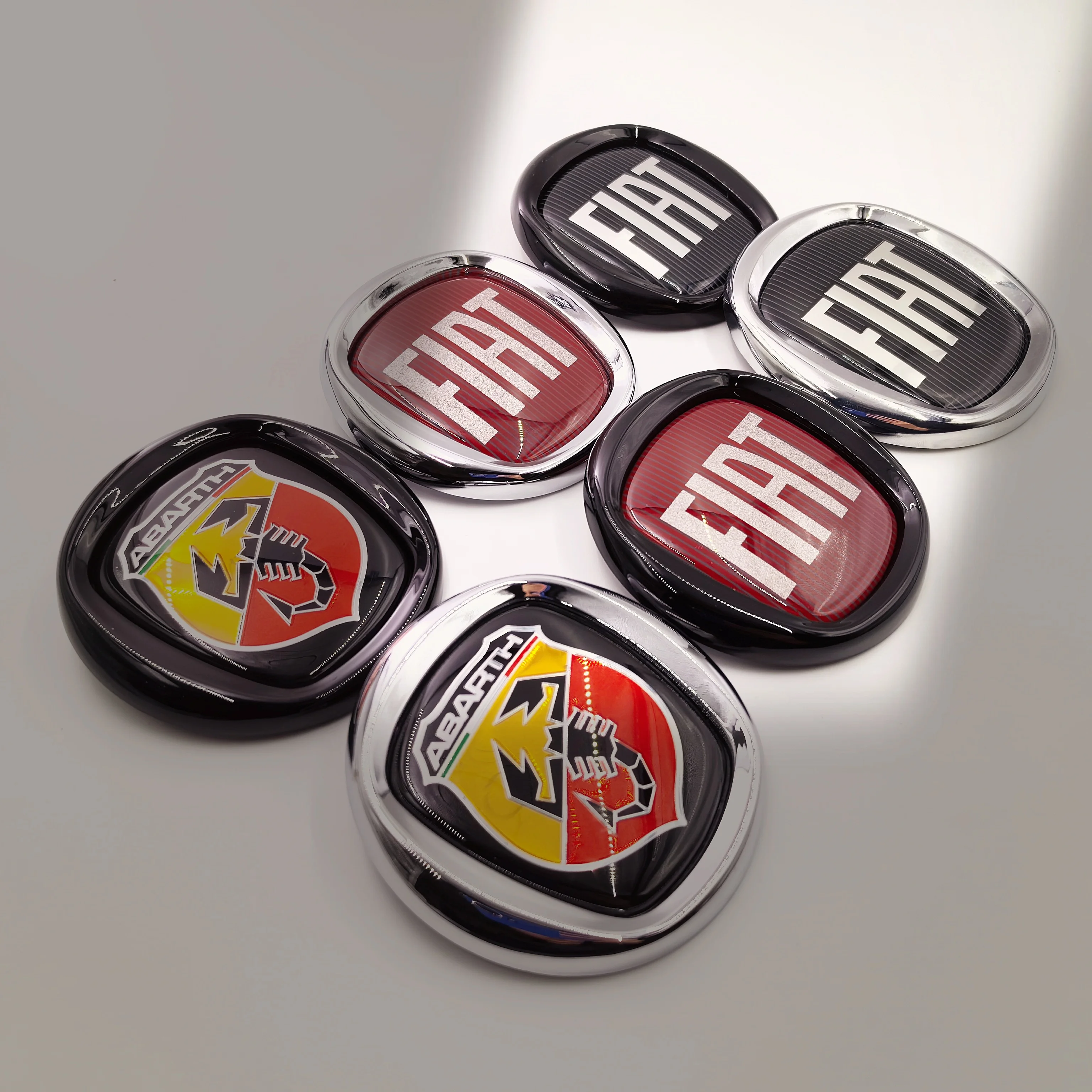 Emblema de coche 85mm 8,5 cm insignia de emblema de capó delantero de coche insignia de emblema de maletero trasero emblema trasero de capó delantero para fiat 500 Abarth