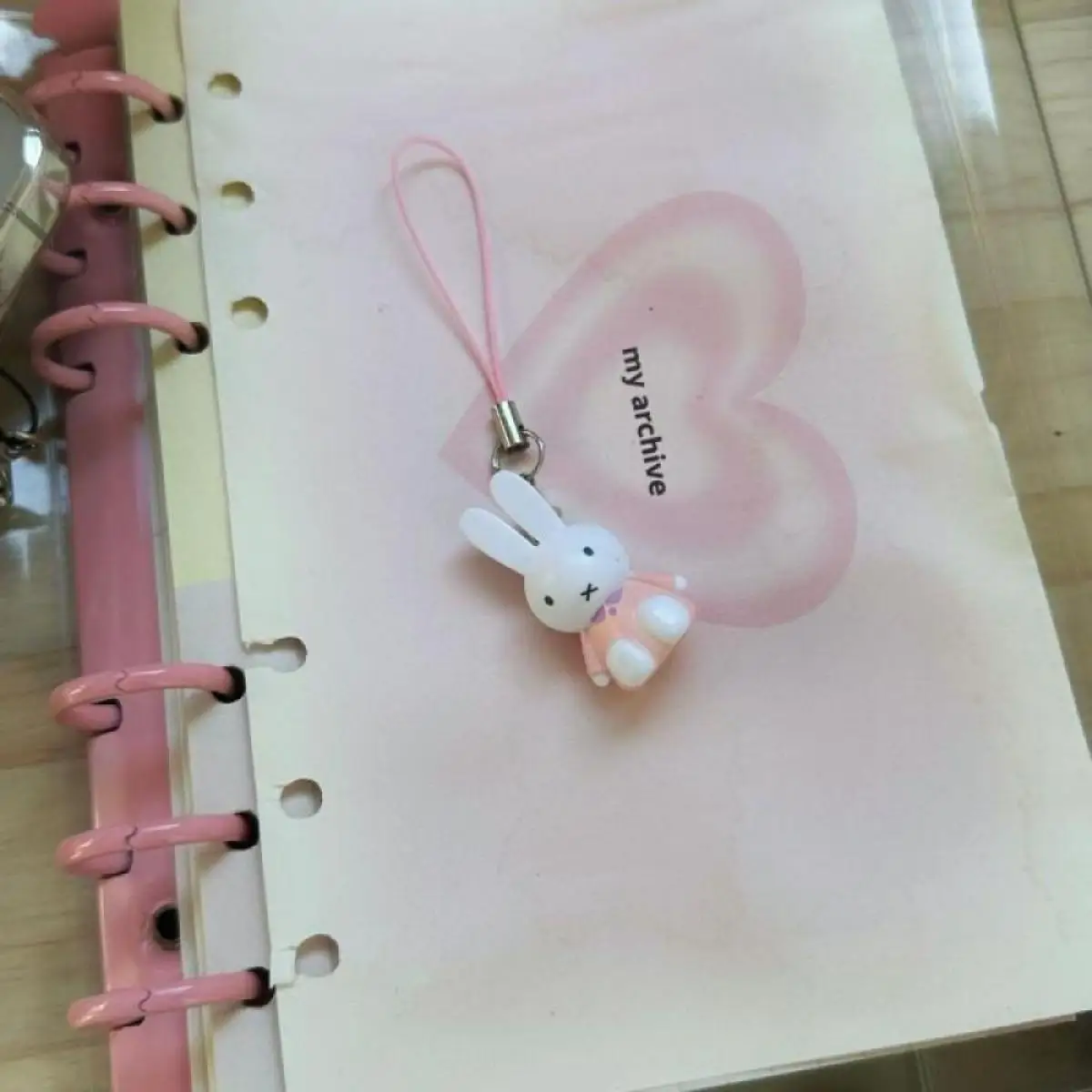 Zawieszka Miffy Japońska Dziewczyna Telefon Komórkowy Kubek na Wodę Kawaii Żywiczna Zawieszka Koreański Uczeń Piórnik Śliczna Zawieszka Prezent dla Dziewczyny Hurt