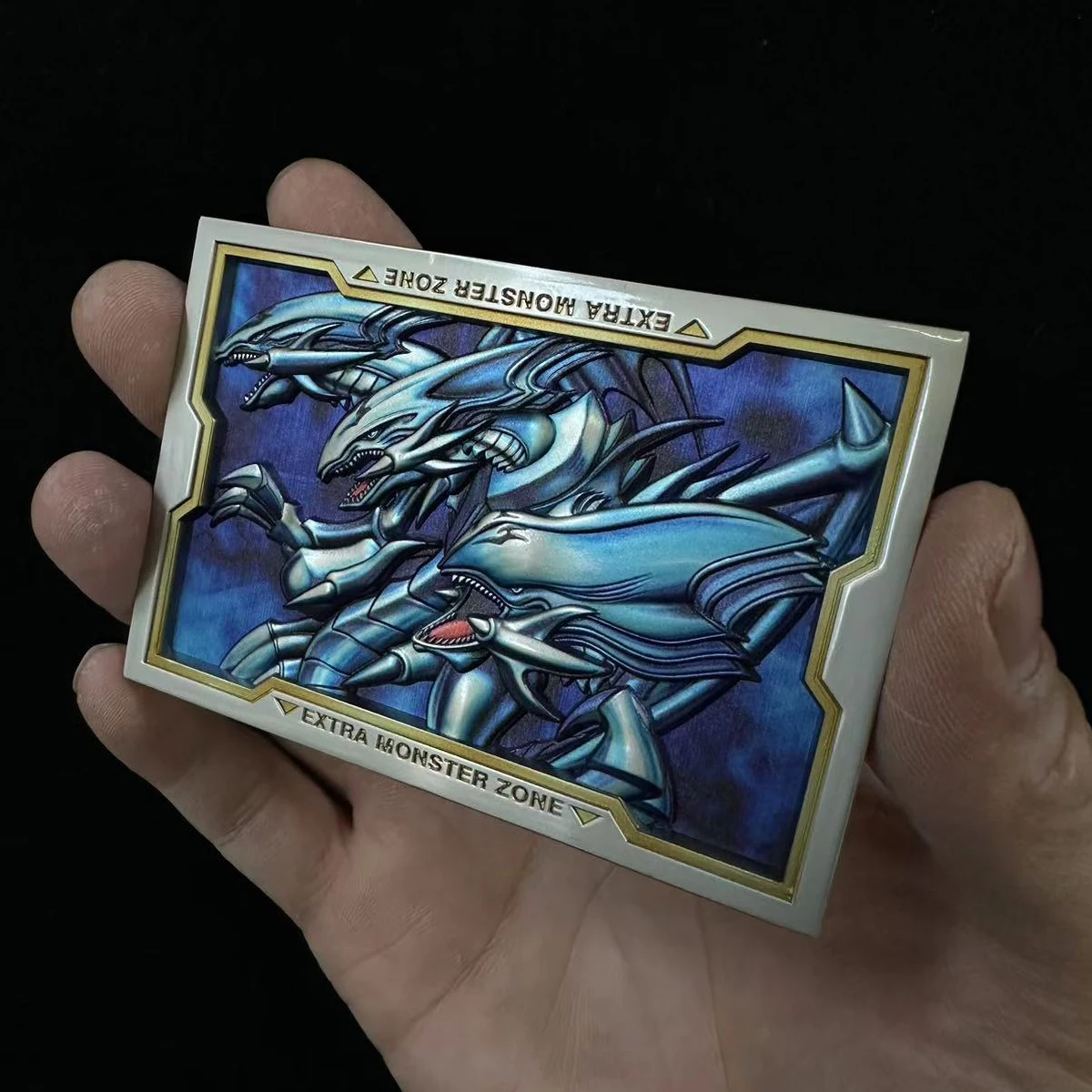 59X86Mm Yu-Gi-Oh! Blue-Eyes Ultimate Dragon Blue-Eyes White Dragon Metal Collectible Card Color 3D Relief Anime Cards Gift Toys