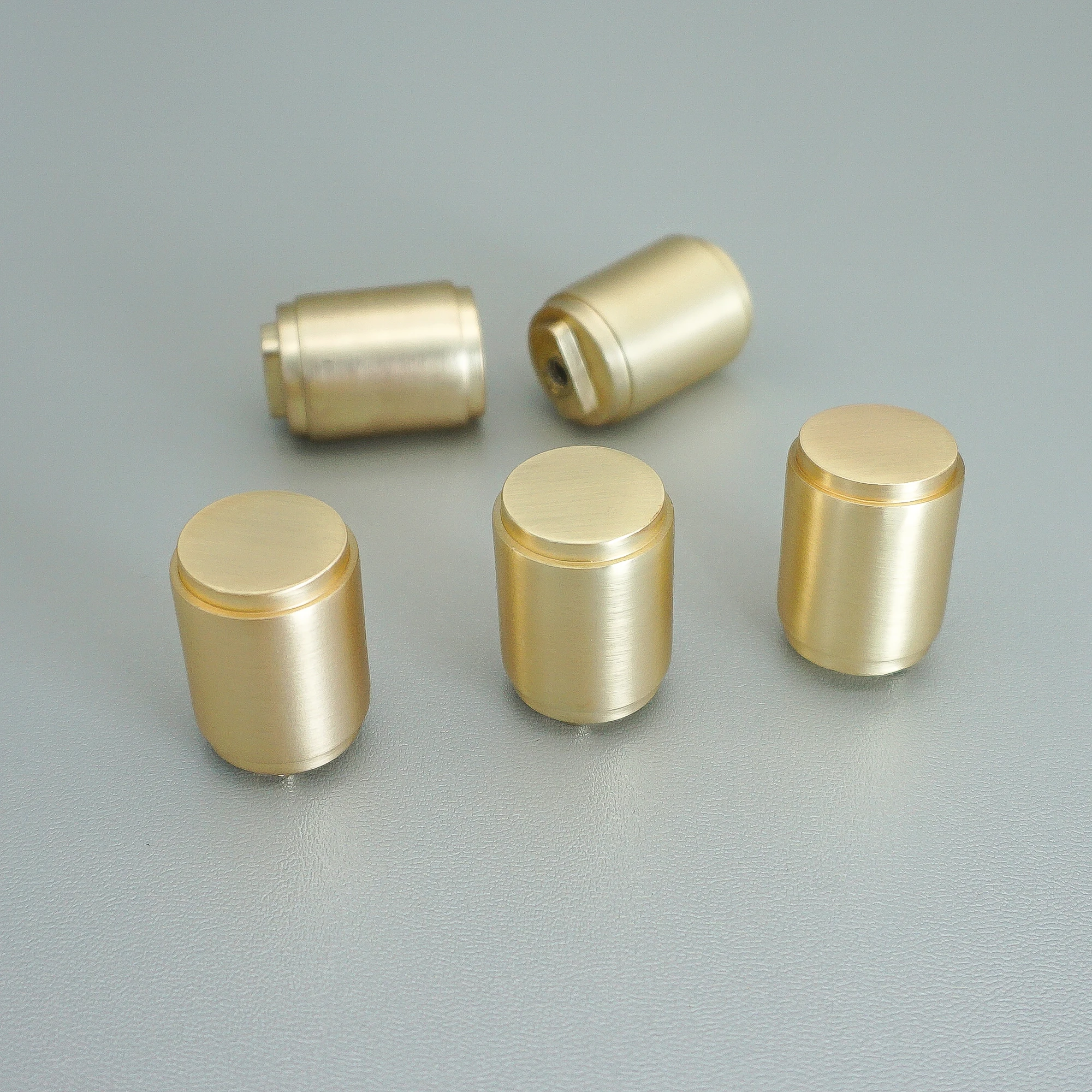 Cylinder Shape Gold Knobs for Cabinets and Drawers Zinc Alloy Furniture Handles Kitchen Cabinet Hardware Cupboard Door Knobs