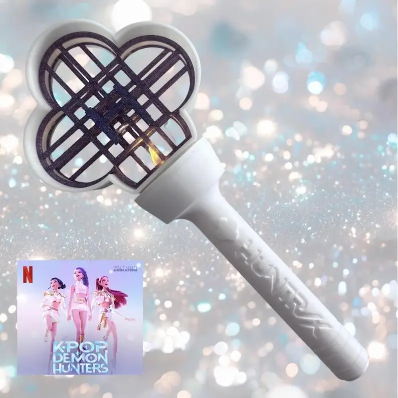 عصا KPop Demon Hunters Light Stick، عصا توهج للحفلات الموسيقية مع أضواء ملونة لملحقات مروحة حفلات الهالوين