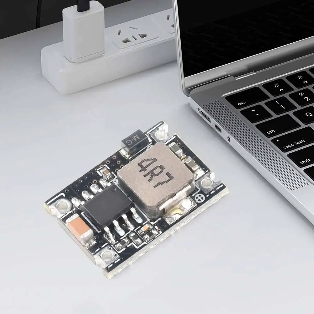 DC-DC محول فرق الجهد تنحى قابل للتعديل الجهد وحدة منظم الجهد 5 فولت-30 فولت إلى 3.3 فولت 5 فولت 9 فولت 12 فولت 3A لبطارية السيارة النارية