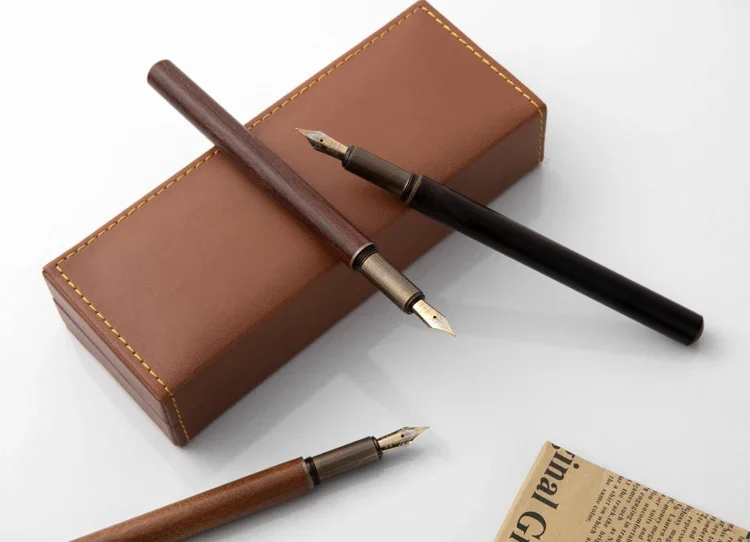 Luxuriöser Retro-Holz-Bronze-Füllfederhalter für Büro, Business, Schreiben, Kunst, Kalligraphie, Tintenstifte, 0,5 mm, für Schüler, Studenten, Schreibwaren, Geschenke – Detail 4